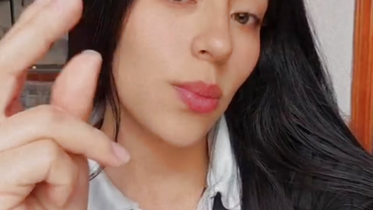 😏💋💋 - فيديو من antonella_29_ موديل الكام