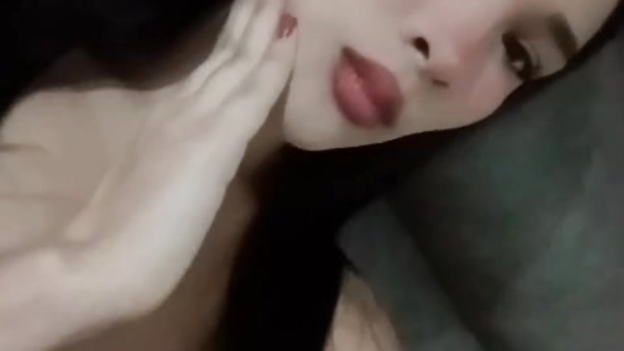 me (❁´◡`❁)