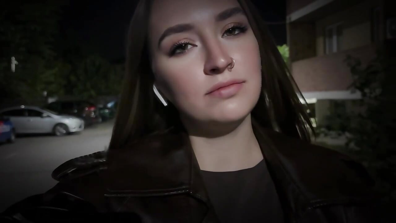 <3 - clip cu sara_rossseee model videochat