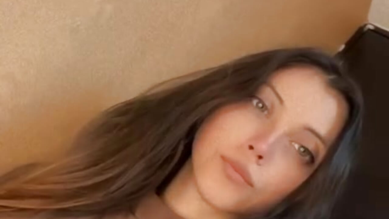 Me🎀 - clip cu laura_rouss_tf model videochat