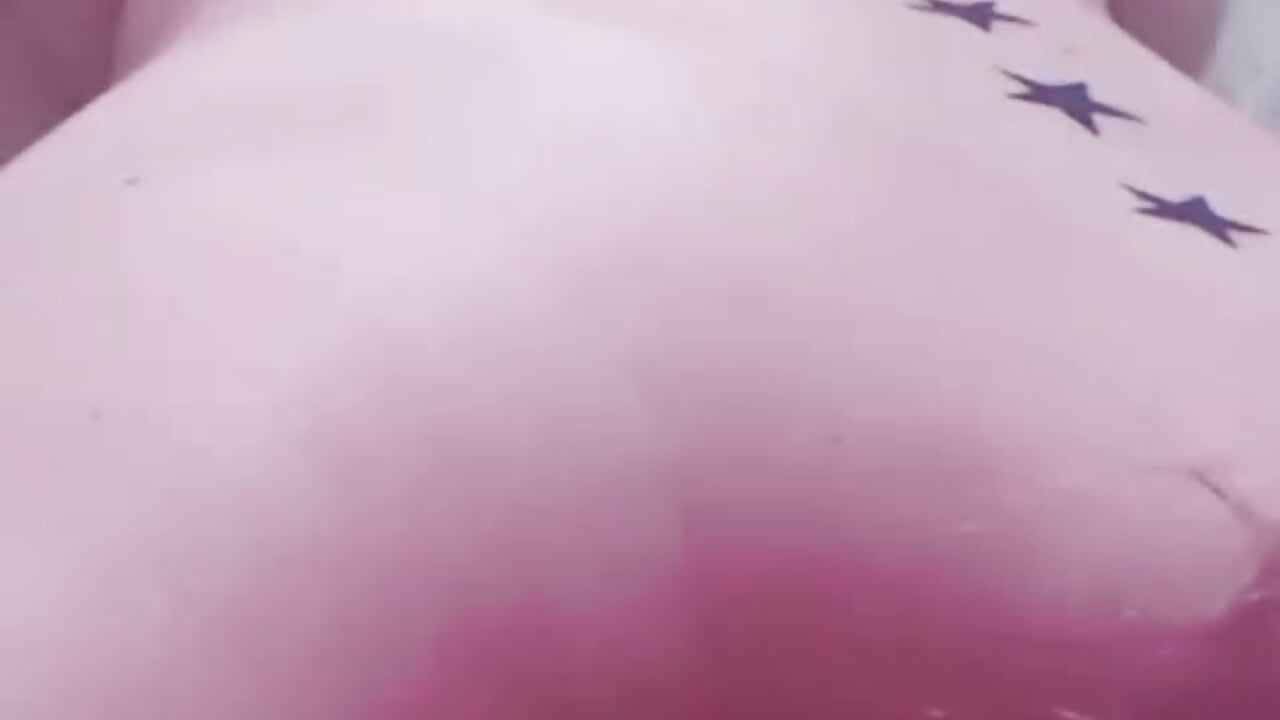 🔥🔥 - فيديو من Lucy_jones__ موديل الكام