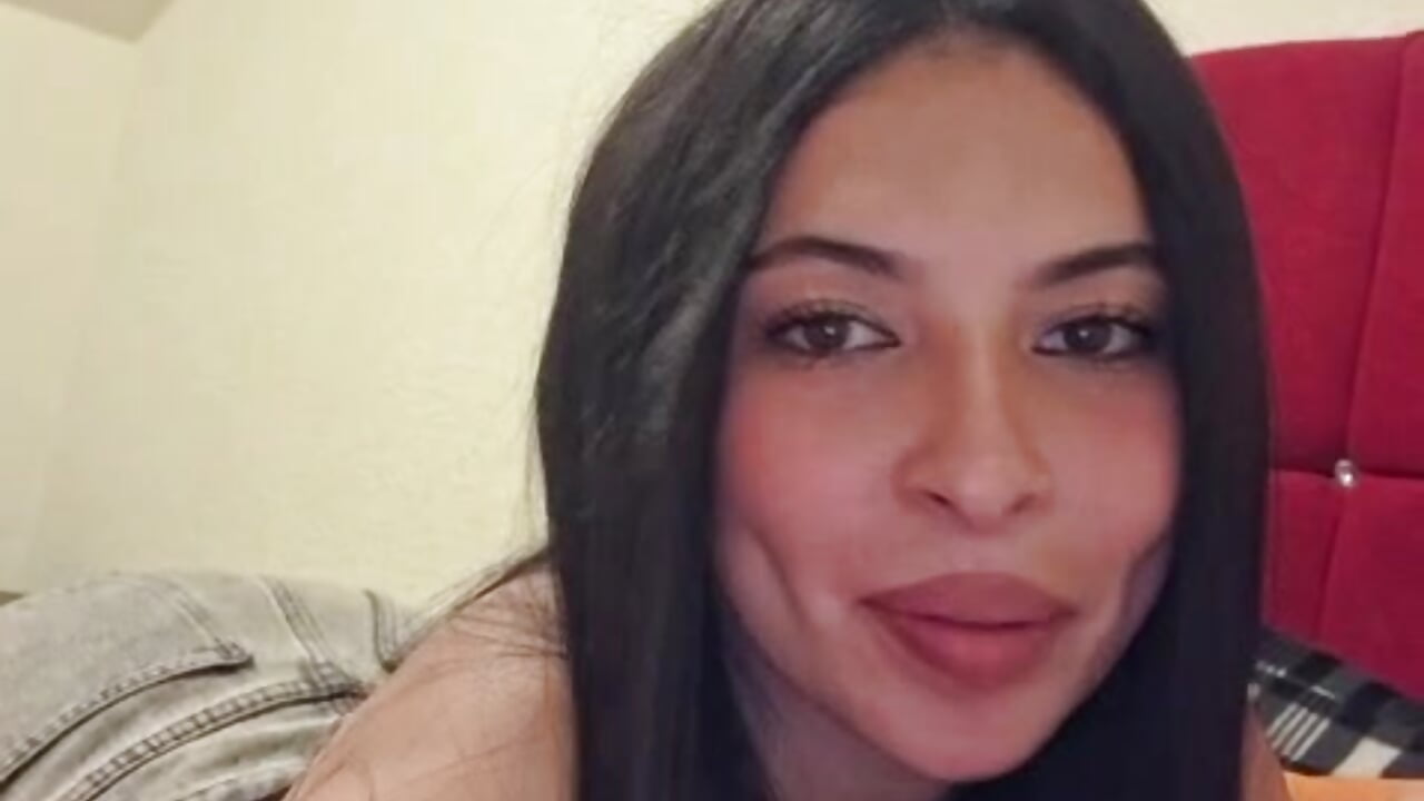 ur naughty pleasure 🍆💦😈 - video by gaiavg cam model