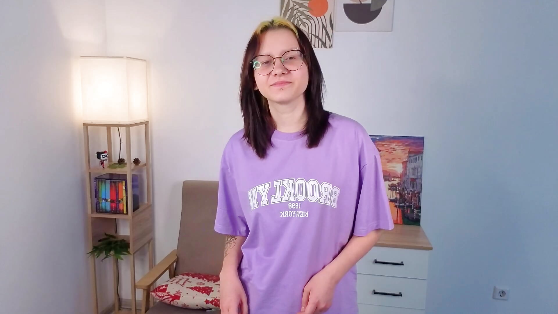 hi, i'm Flora ^3^ — filmik AlishiaSeanger, modela(-lki) na kamerkach