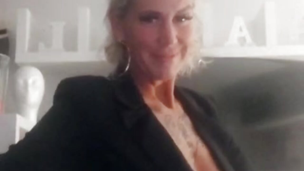 🥵🥵🥵 - video RoxyVale kameramallilta