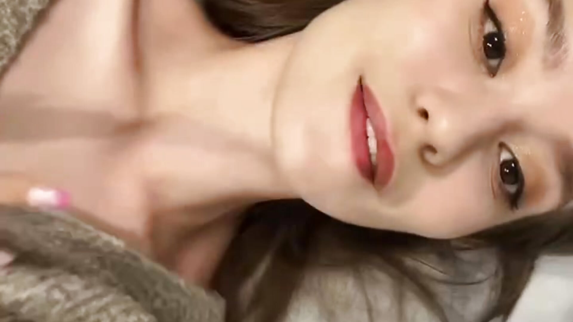My day off is going great, what about yours?💕 - video của người mẫu cam Miaversee