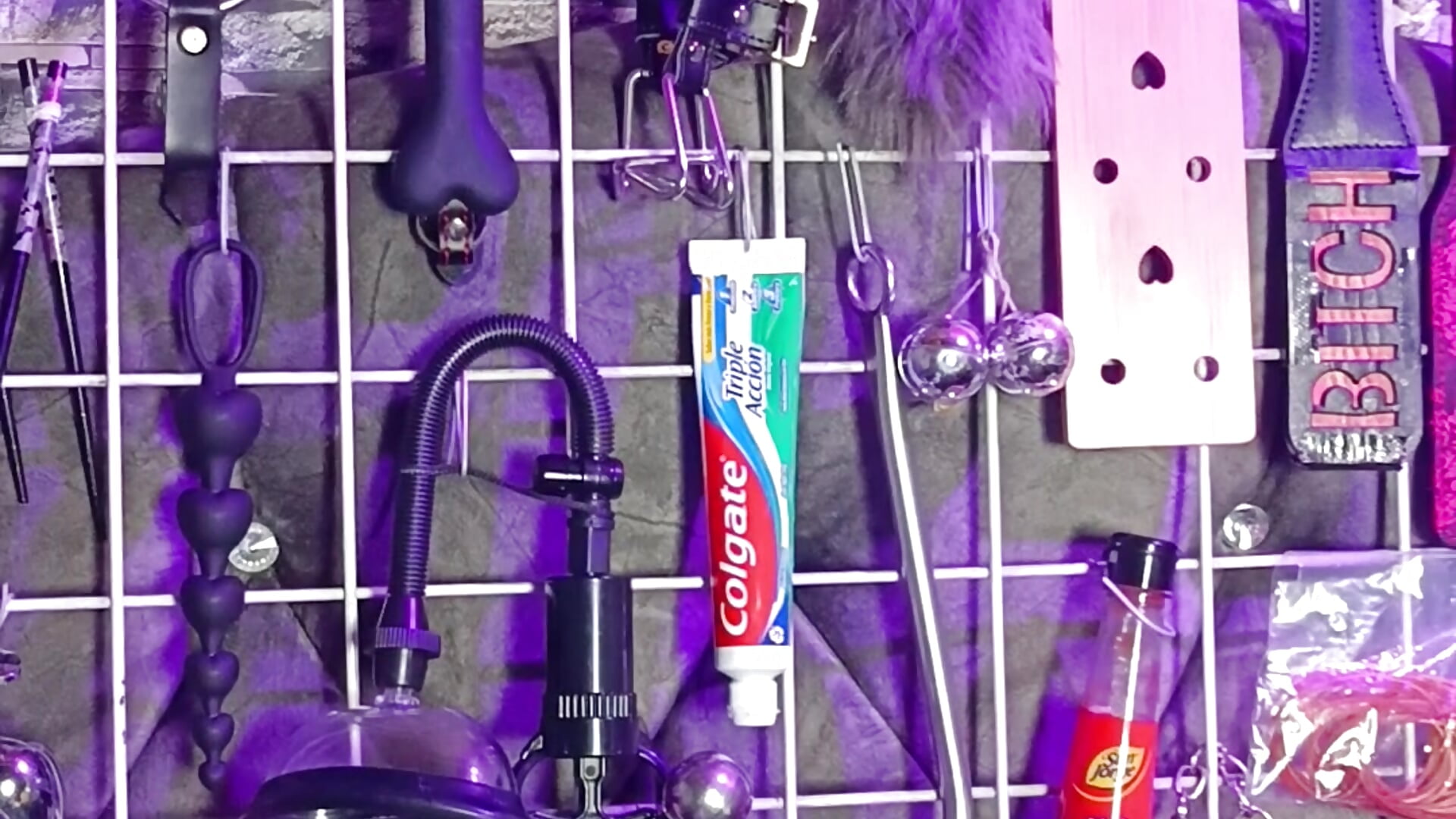 My toys ❤‍🔥⛓️ - video by Zoee_Bronww cam model