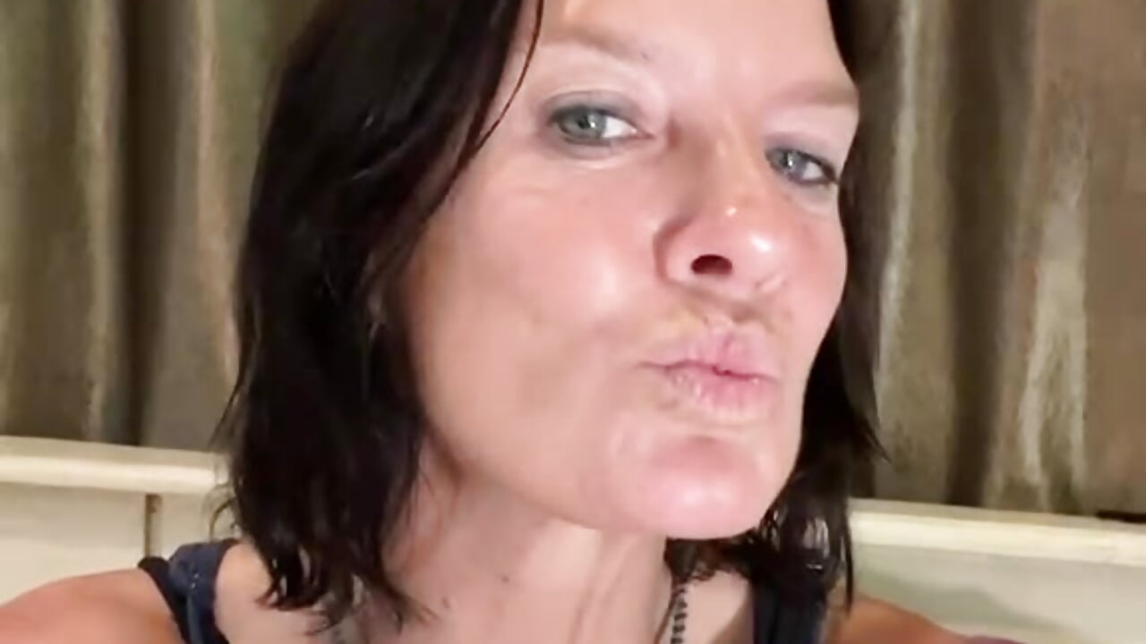 welcome baby xx - vídeo de la modelo de cam AlinaSummerX