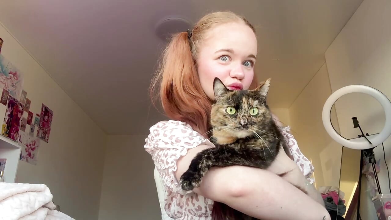 Playing wiht my Kitty! — filmik Faye_Muse