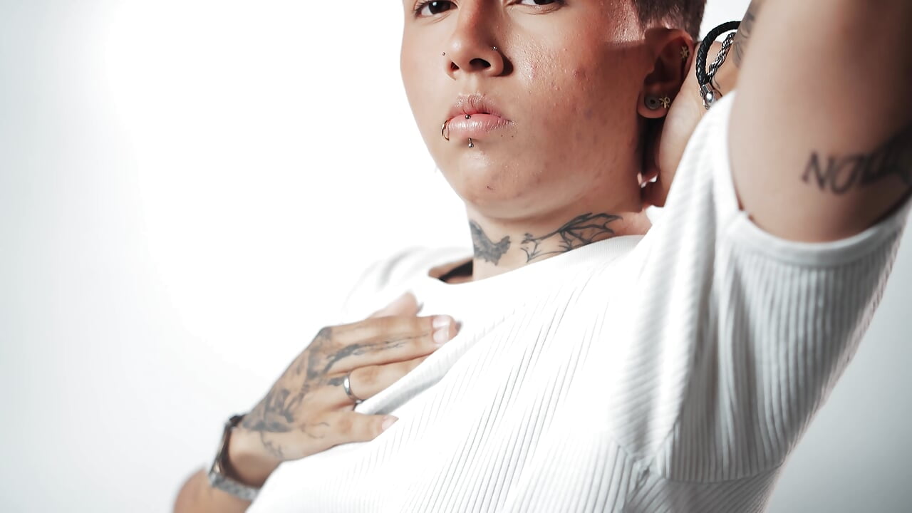 welcome💕 – video od webkamerové modelky DamonKing_