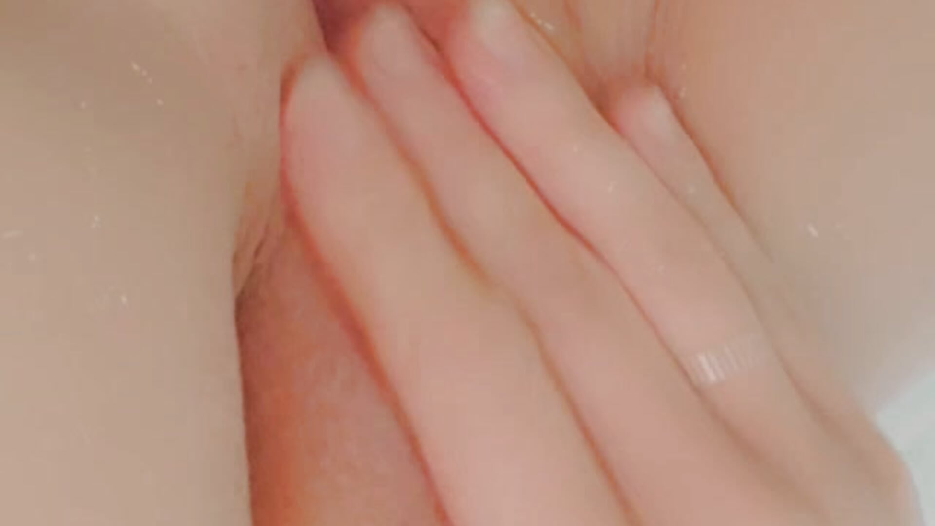 Rubbing my Fat Wet Pussy - video by EdenDelilah1 cam model