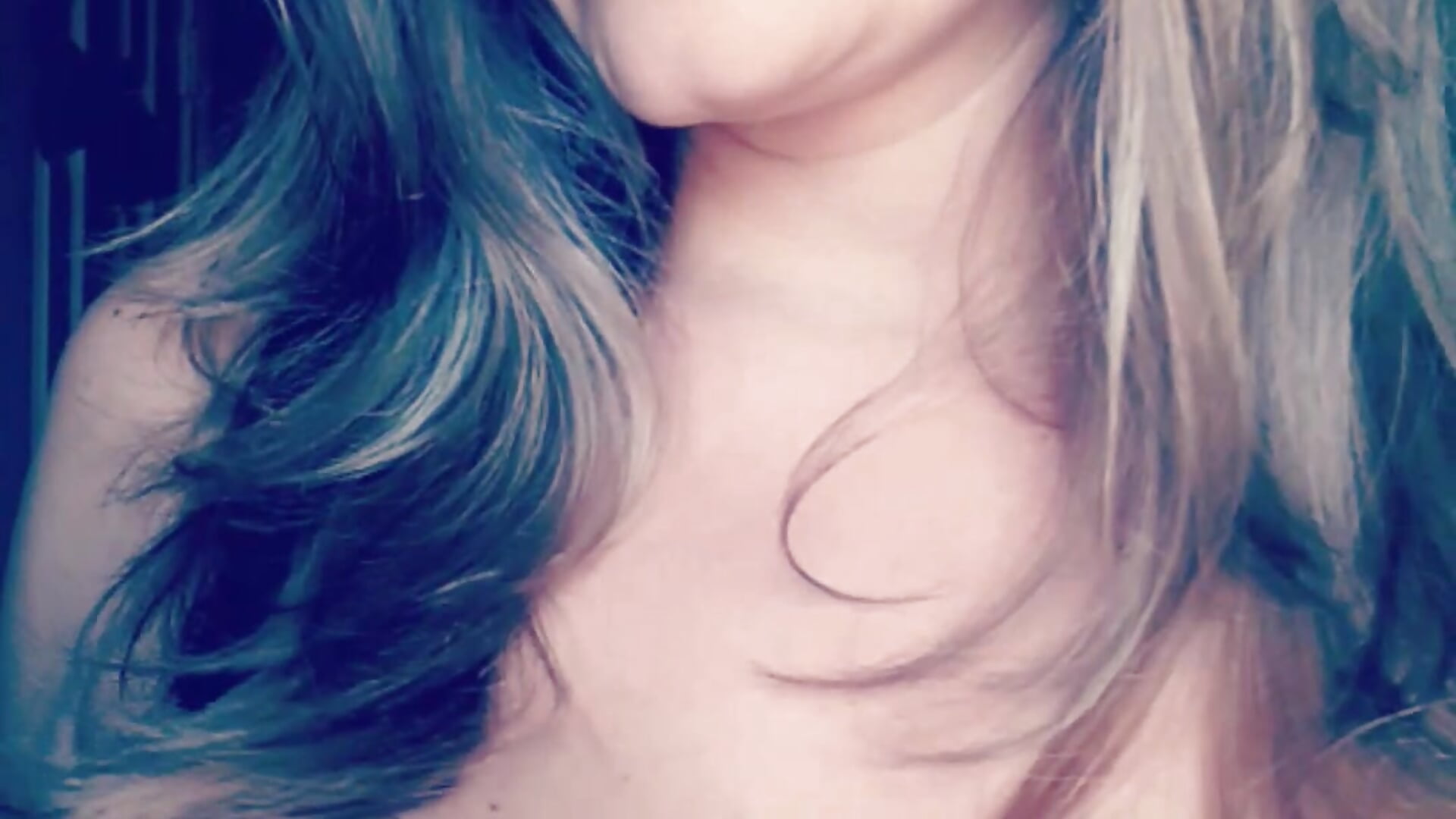 Knocking on Heaven's Door with my tits - video by EdenDelilah1 cam model