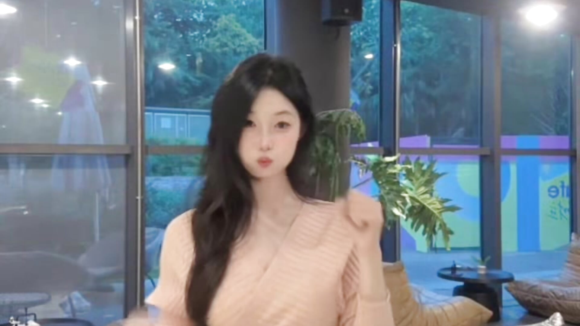 贝贝 - video by BaeBae11