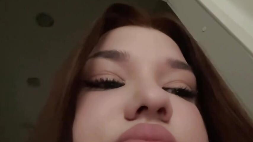 My reaction to the weirdest donations - video od modelky/modela SweetLunari