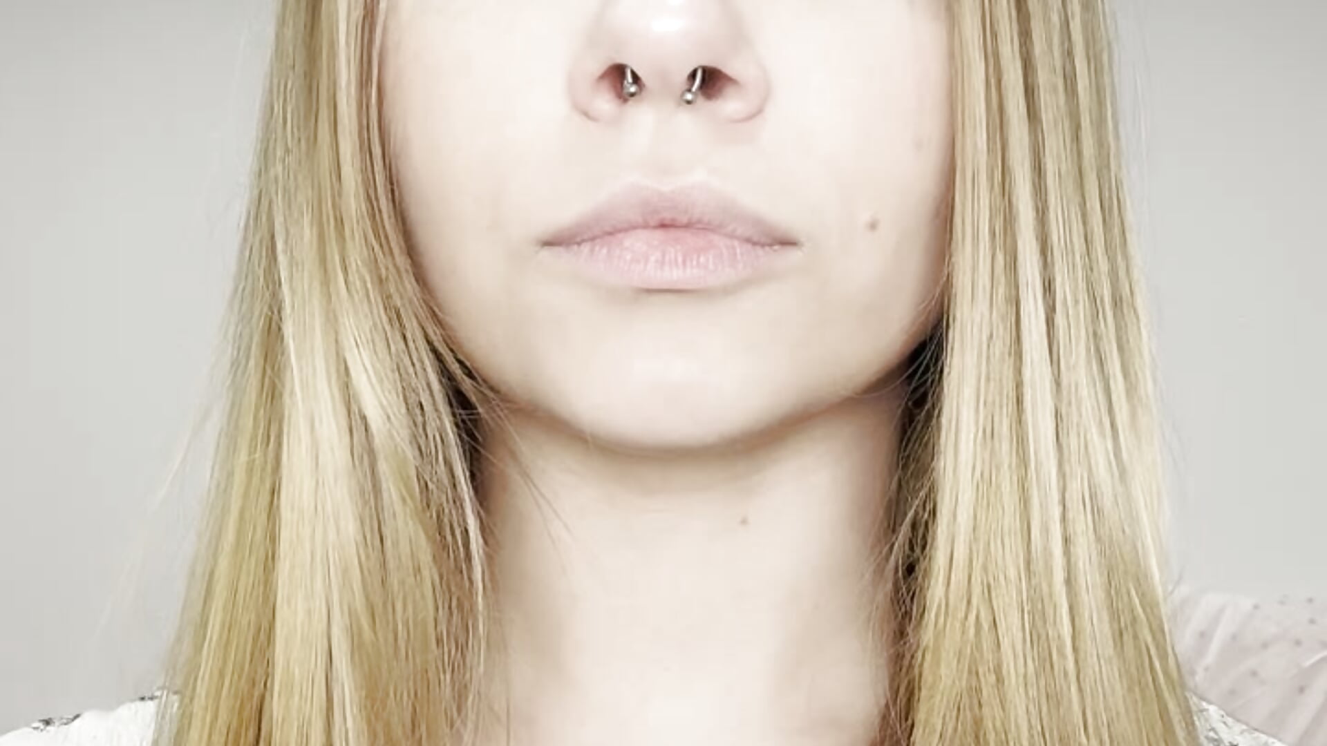 piercing - video by IowaBrosnan cam model