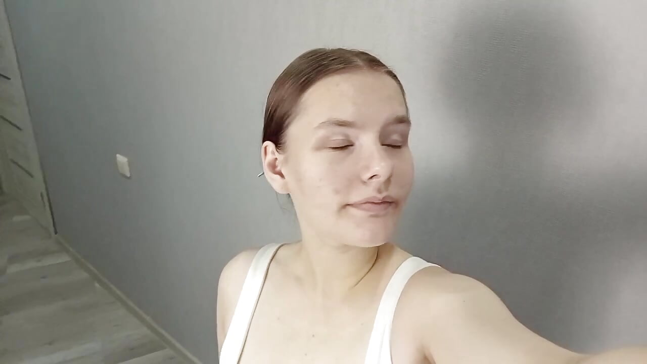 New here – video modela na kameri CarlyYount