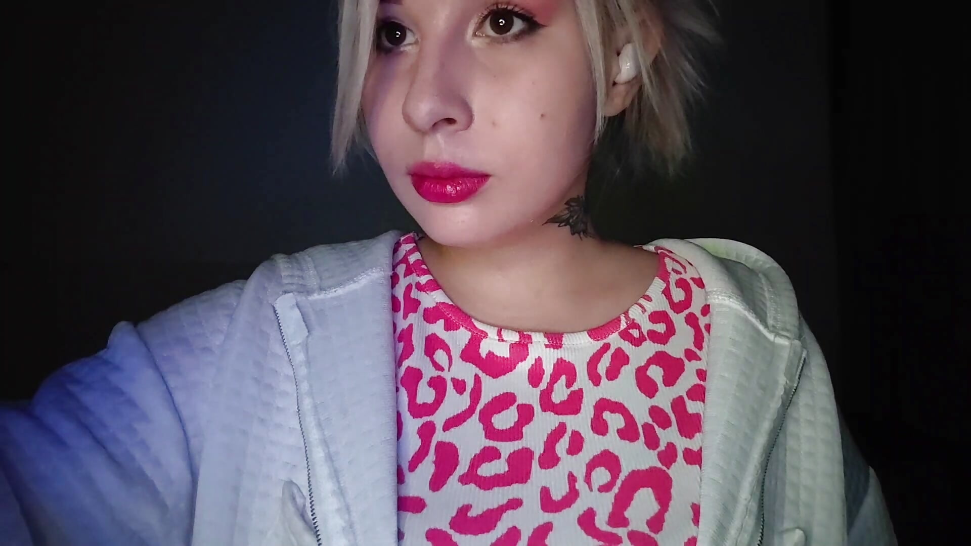 Long time with me - video của người mẫu cam PageMcratt