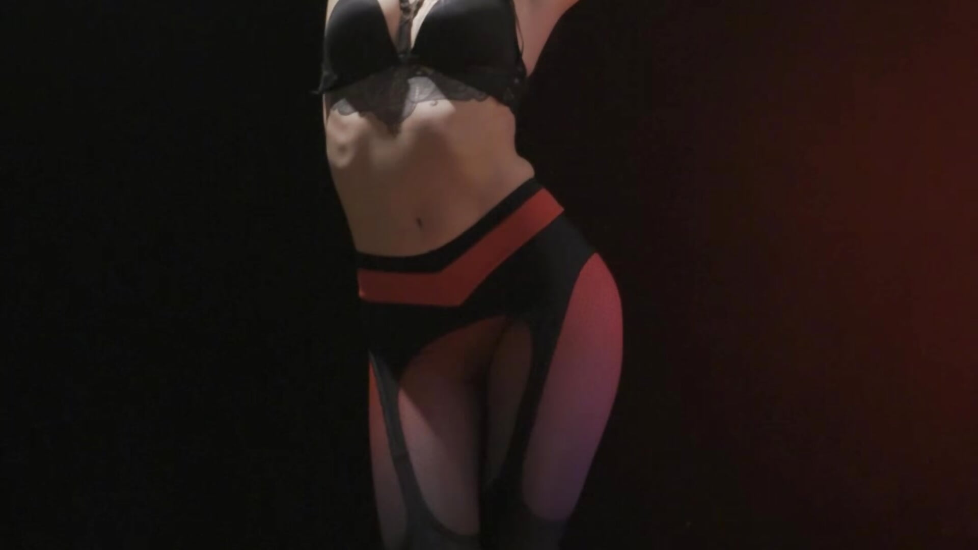 dance - video by GirlBlondee cam model