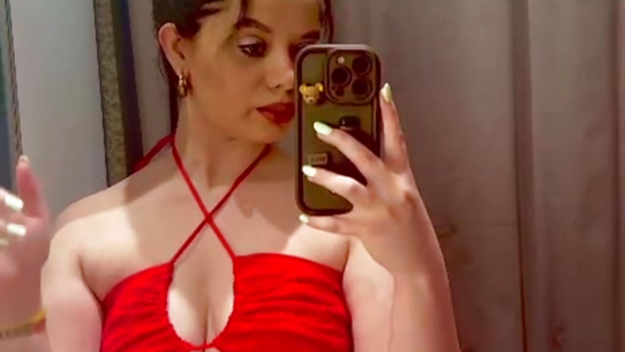 WhatsApp Video 2026-09-09 at 14,41,03 - vidéo du modèle de showcams NayaBliss_