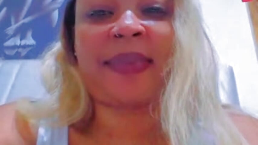 1000387647 - video by Bianca505 cam model