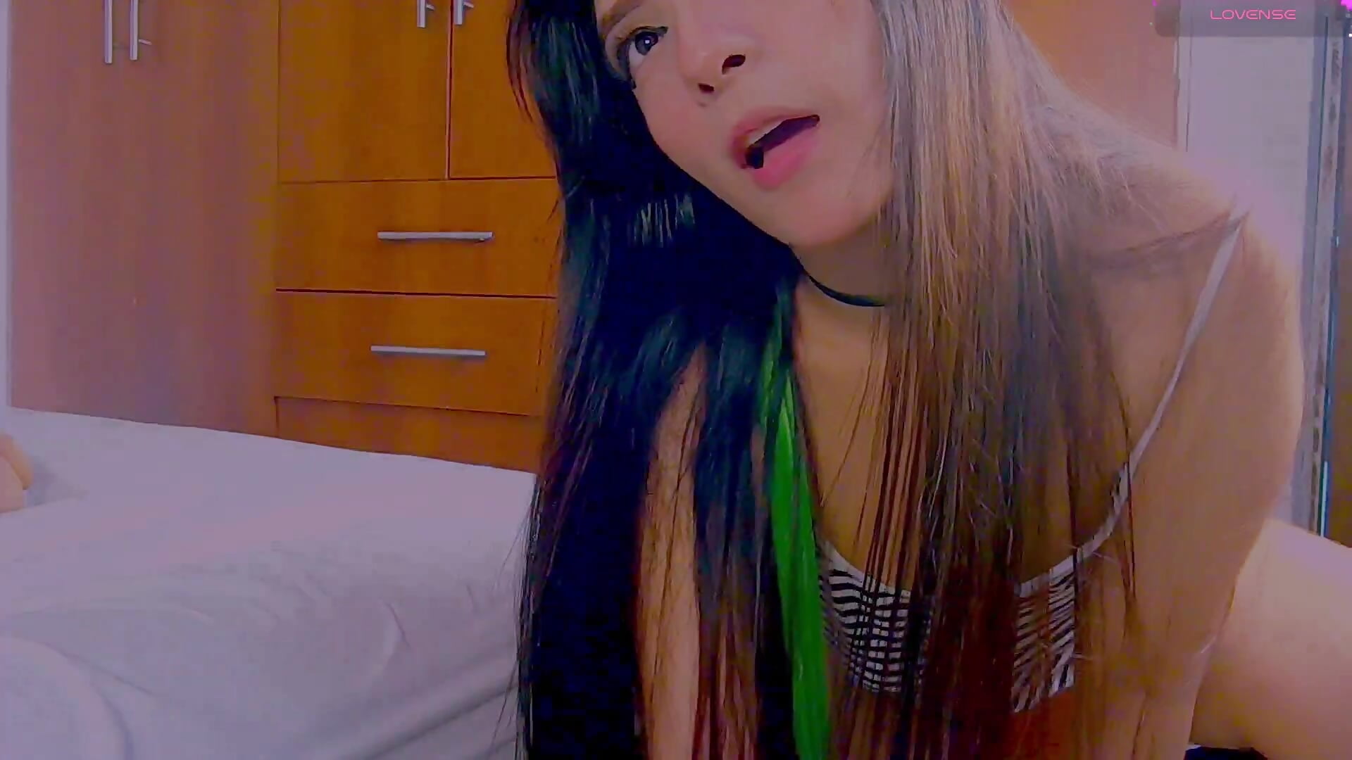 Shhhhh🤫 - video Mochi_Oopsie kameramallilta