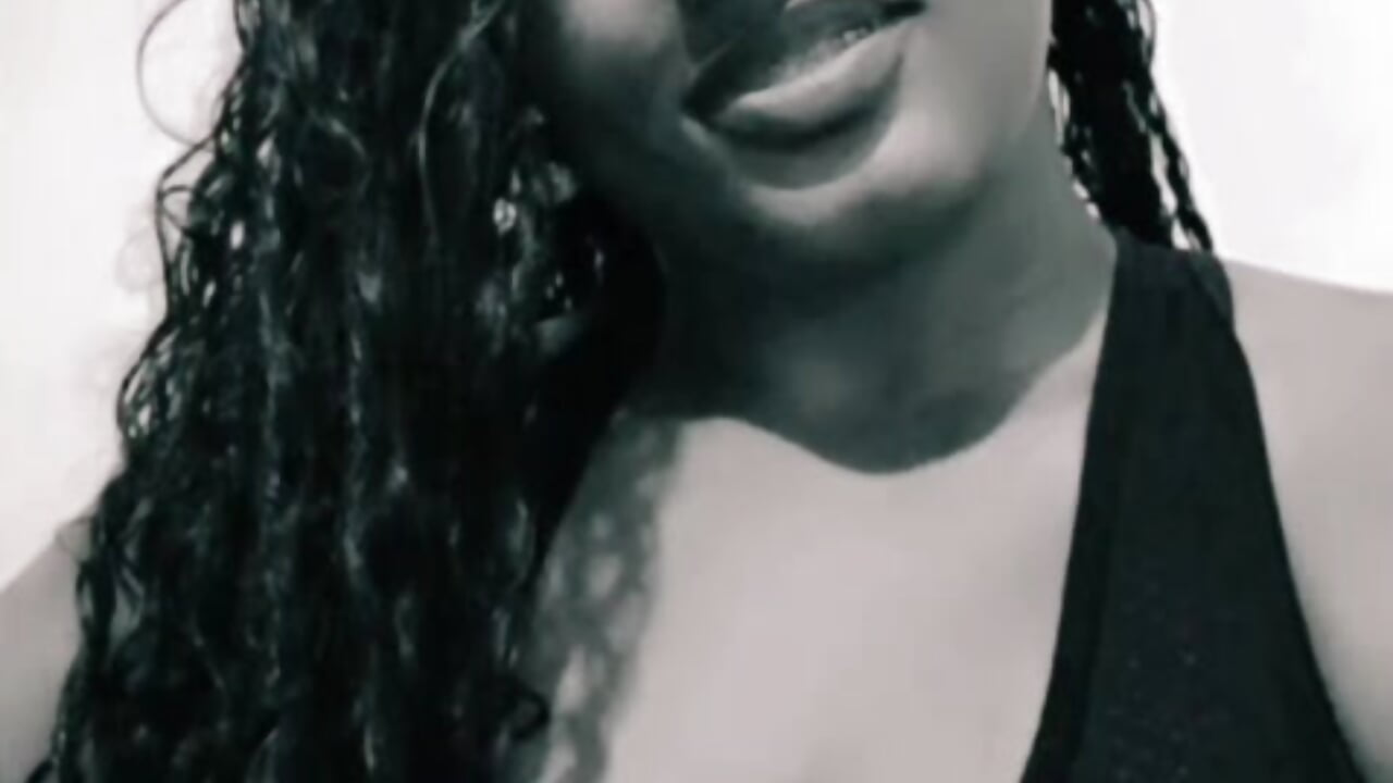 Follow me💕💟 - vídeo de naomy_makani modelo de câmara