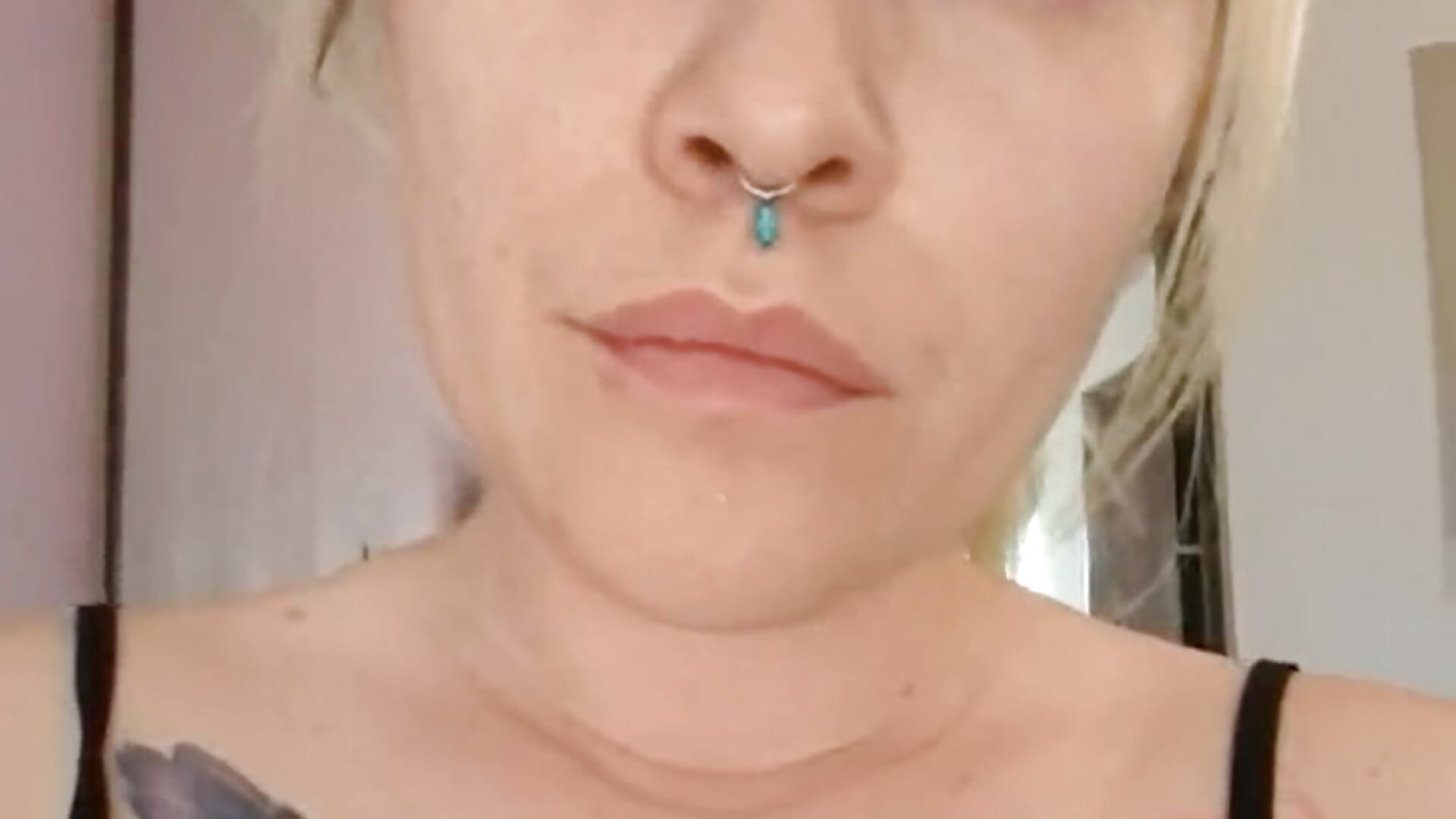 I'm cute here - vídeo de la modelo de cam neonwitch