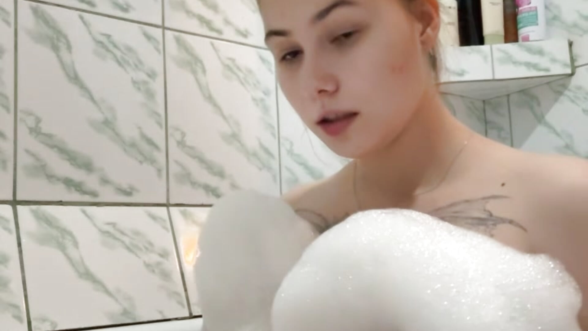 Wet everywhere - סרטון של ulya1smitt, דוגמן/ית מצלמה