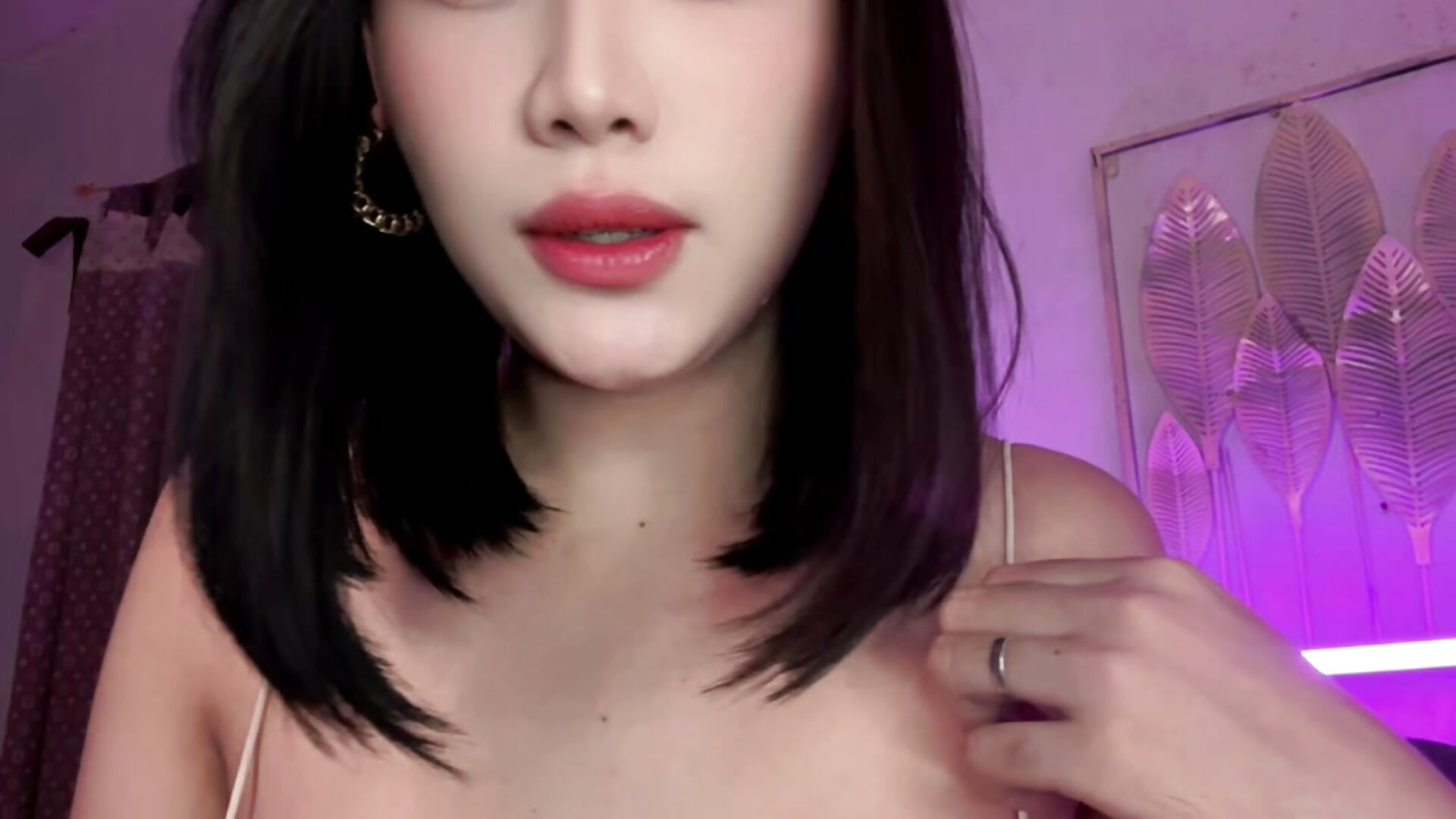 YOURMARIMAR - Vídeo de yourasian_marimar, modelo de vídeos