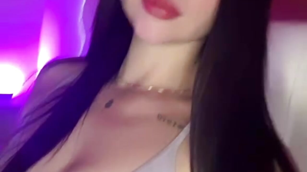 😍 – video af ateneaa_sweet cam-model