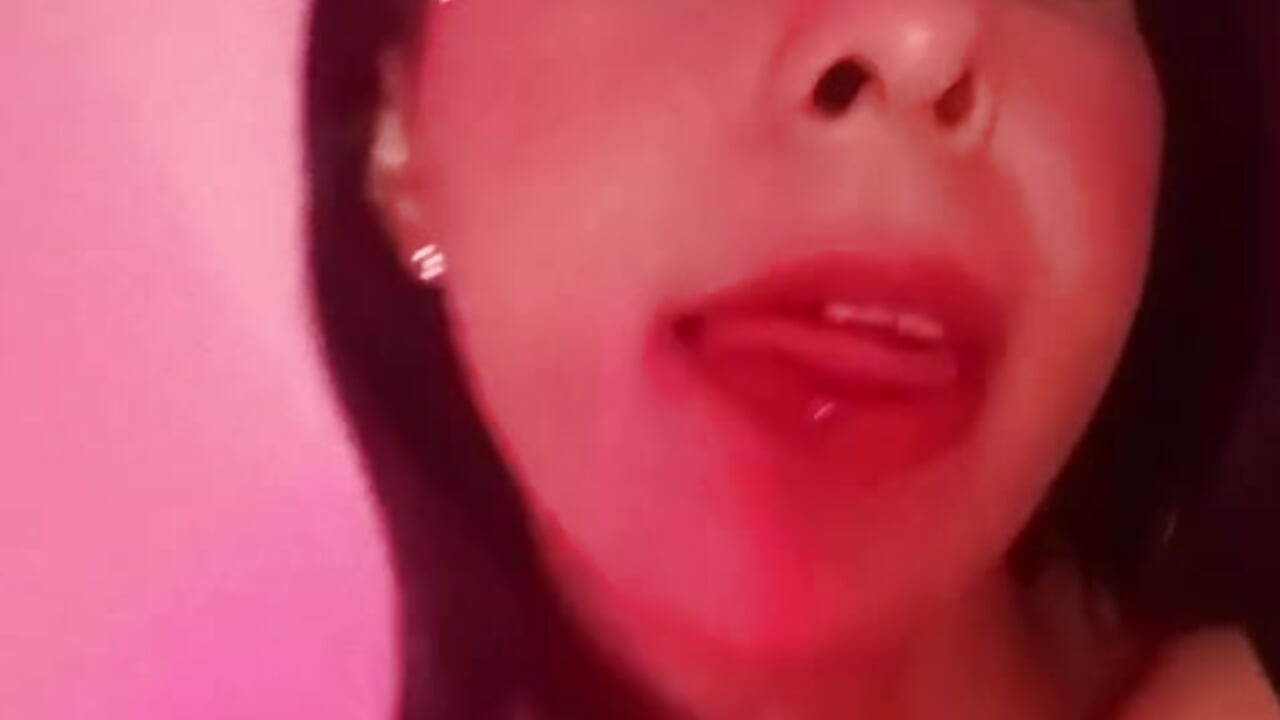 Lengua sensual - סרטון של Coral_Reef, דוגמן/ית מצלמה