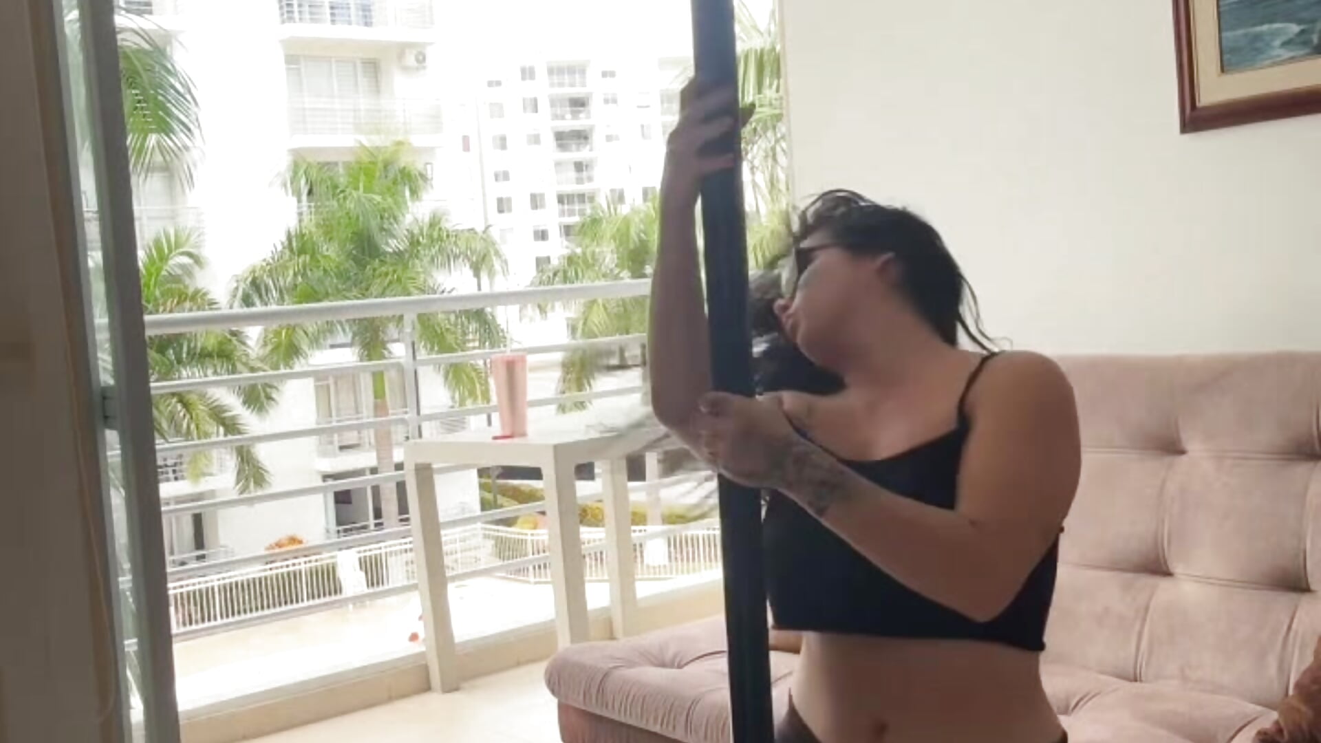 Otro puti baile 😏 - video oleh model kamera Hey_Cata