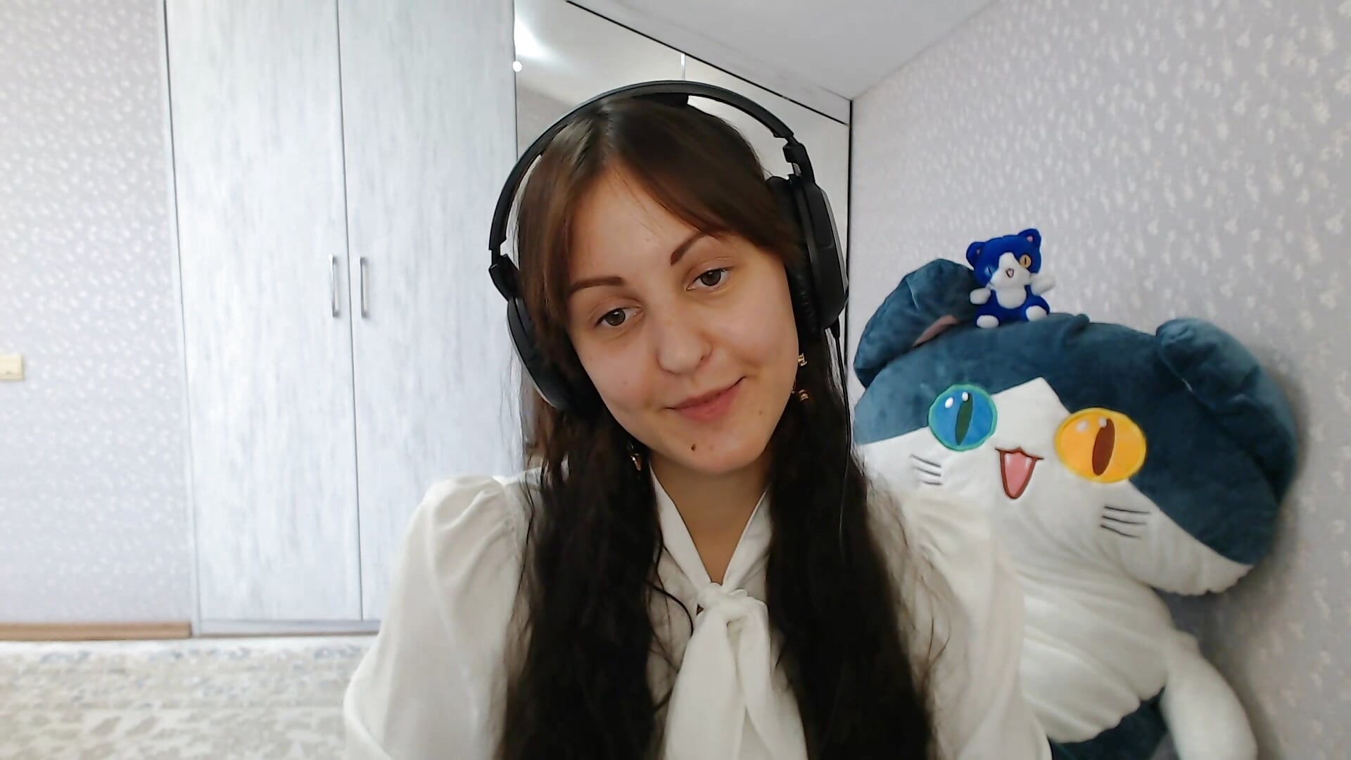 meow^^ – video od webkamerové modelky ShelliRader