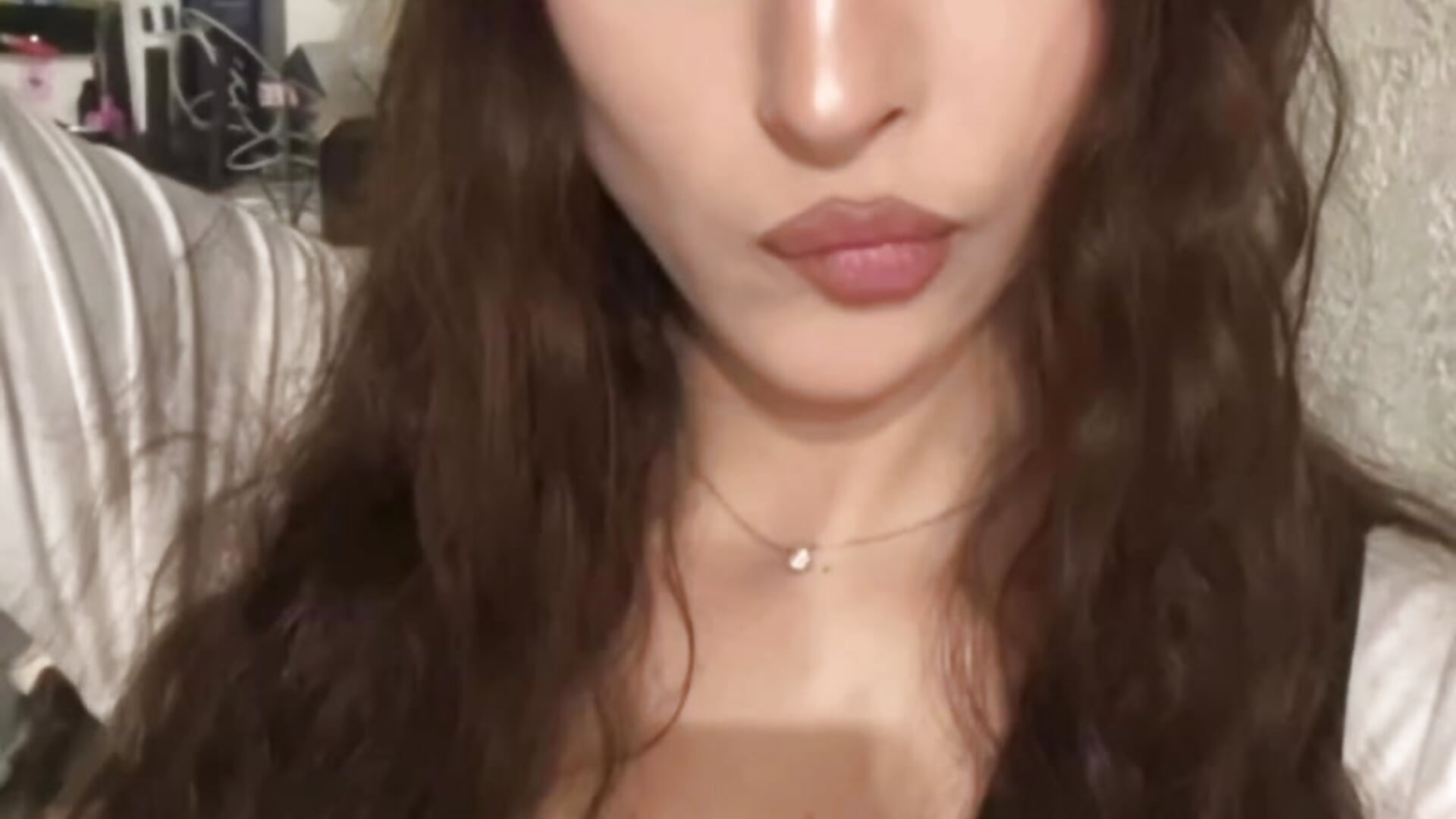 Am I pretty? ❤️ - video của người mẫu cam JayLeemour