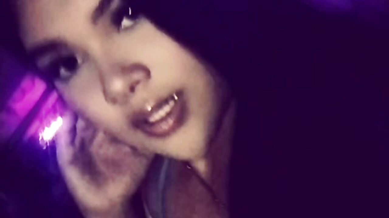 🔥 ¿Te atreves a mirar un poquito más?
