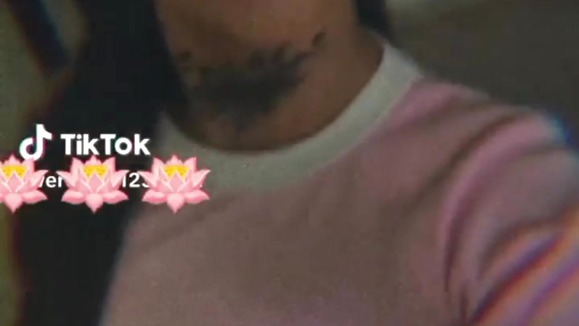 Ahino Que pereza No hay motel en mi pieza 🪷 — filmik Brittanylove18, modela(-lki) na kamerkach