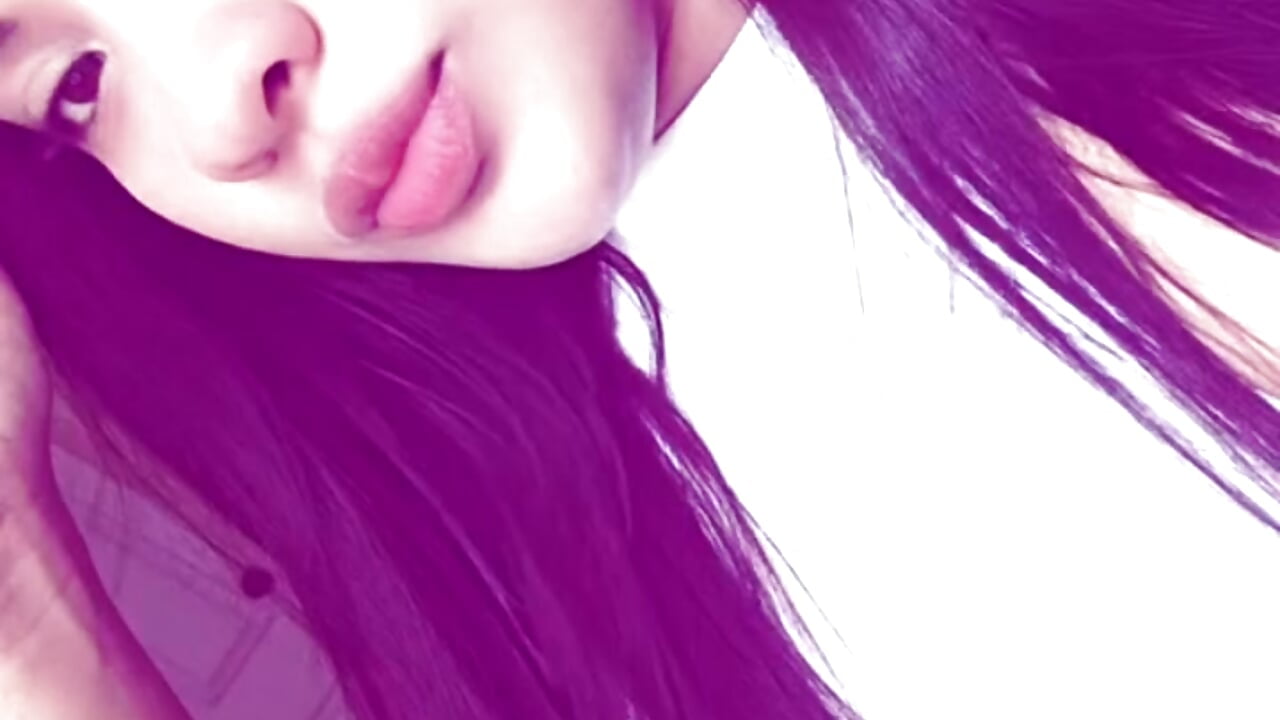 💋💋💋 - video di Ahsly_Duque modella di cam