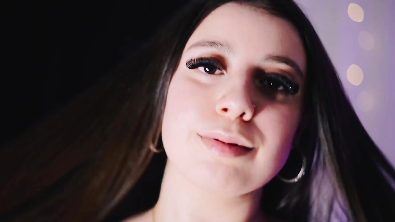 profile-intro-video-1792958122 - video av ChloeParis8 cam model