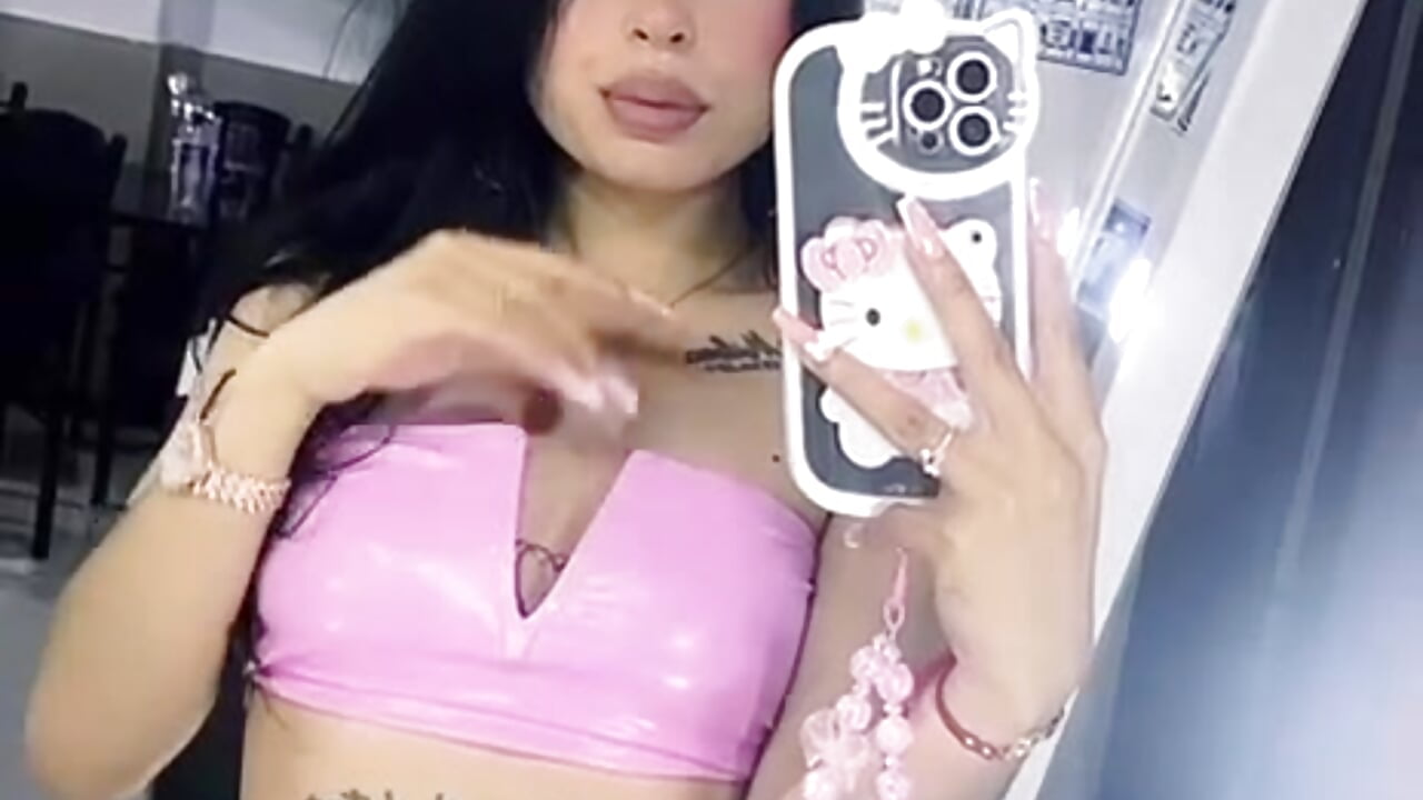 Dahia - video by Dahia_Sweet cam model
