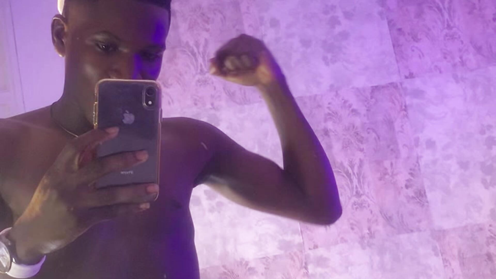 zayn_black_ – popularni video modela na kameri 9080