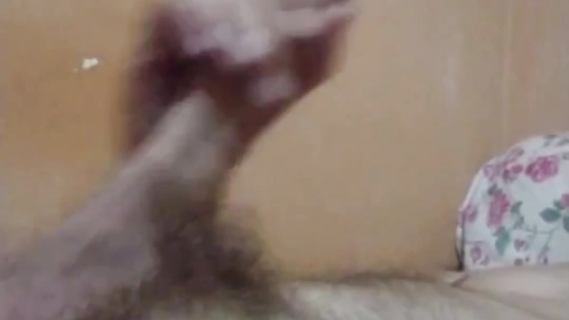 "Me masturbando com a minha cueca favorita" Solo Male Cum Show – video modela na kameri Henrique9875