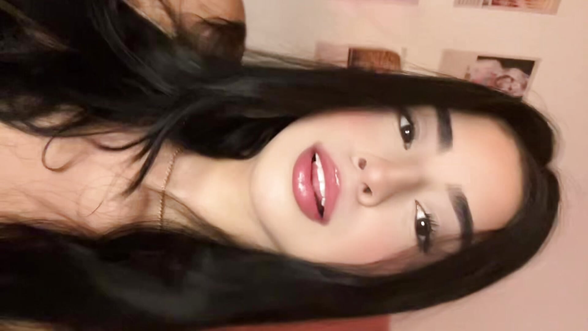 feeling myself ;) - video by AprilAddams__ cam model