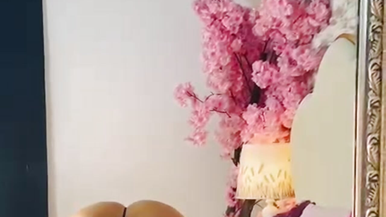 Welcome to my  live 👄 - vídeo de MaddyOlmos modelo de câmara