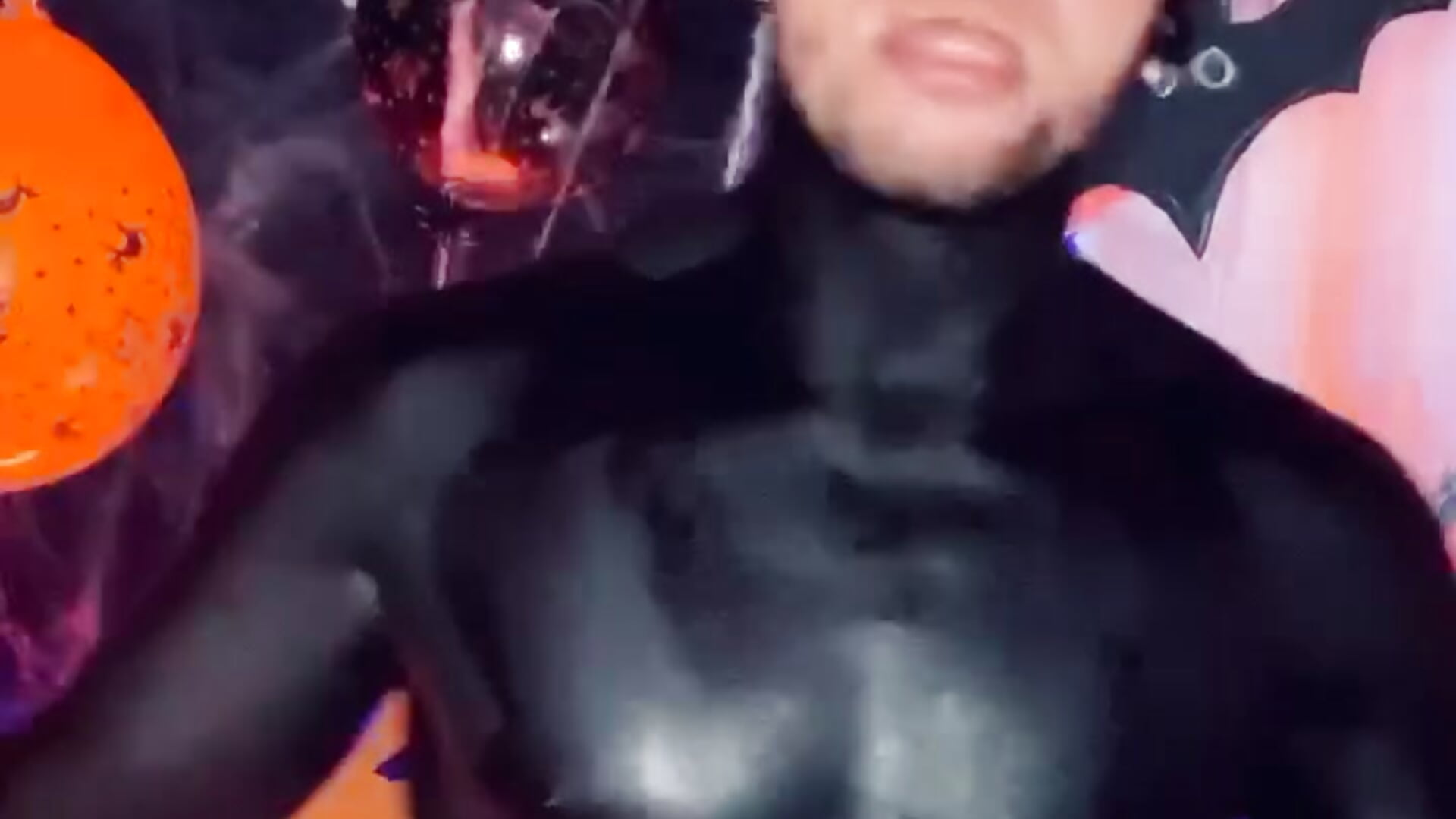 Come here and dance with me - video by logan_smith cam model