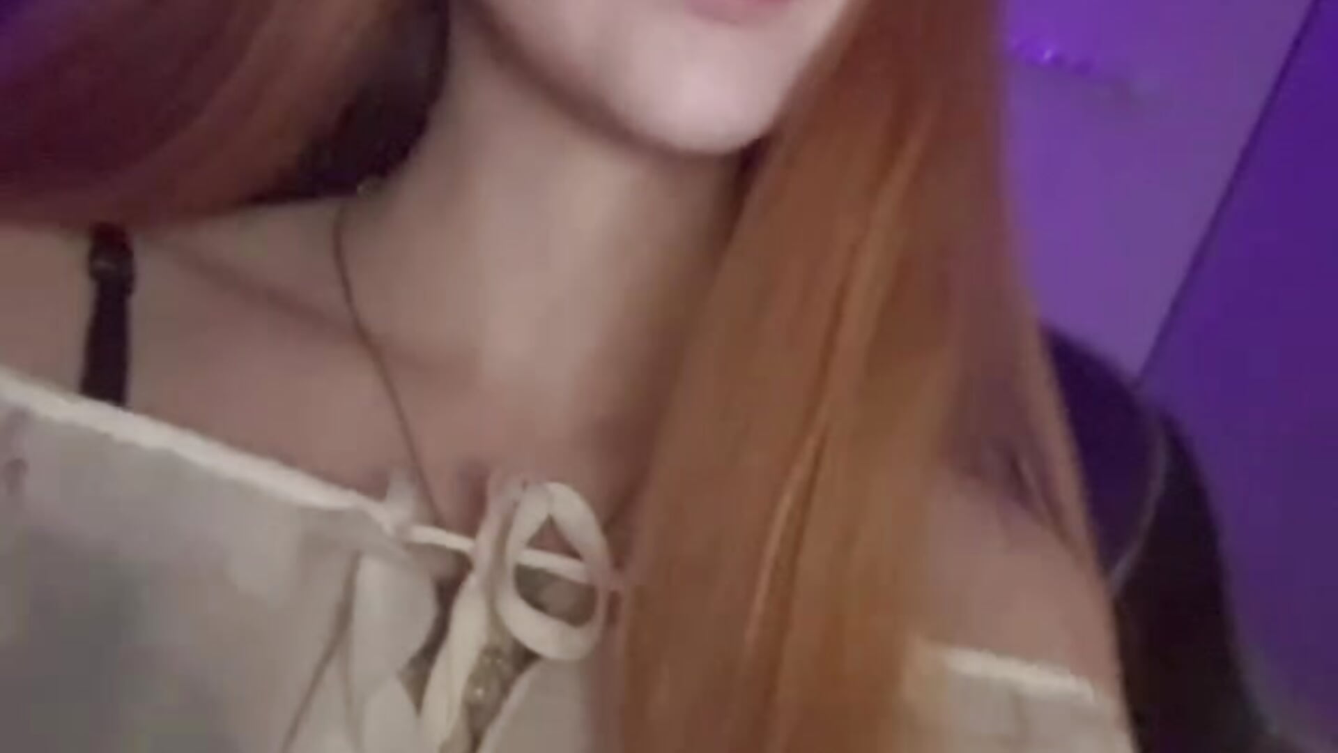 It's Me! Heeeey! - video by LovelyAmily cam model