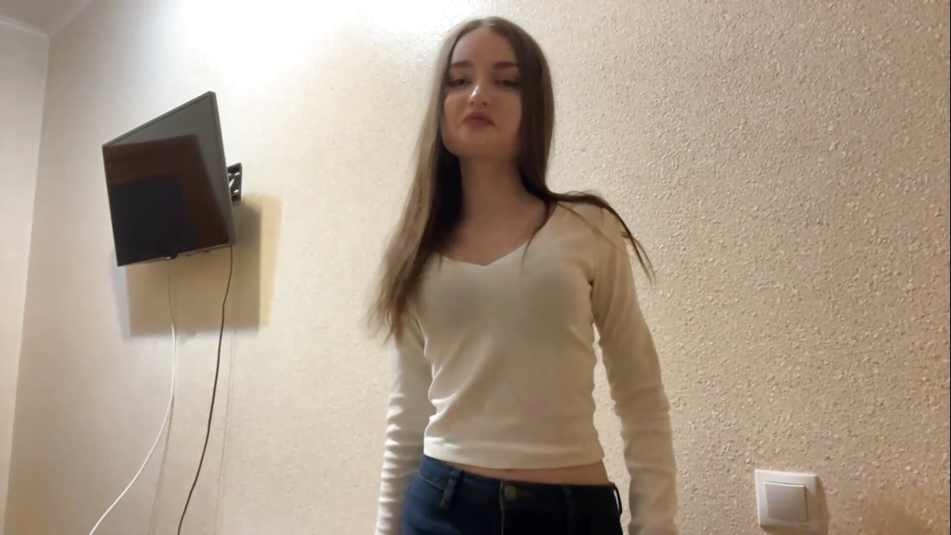 Don’t Look Away… ✨ - video av ShennaChiaminto cam model