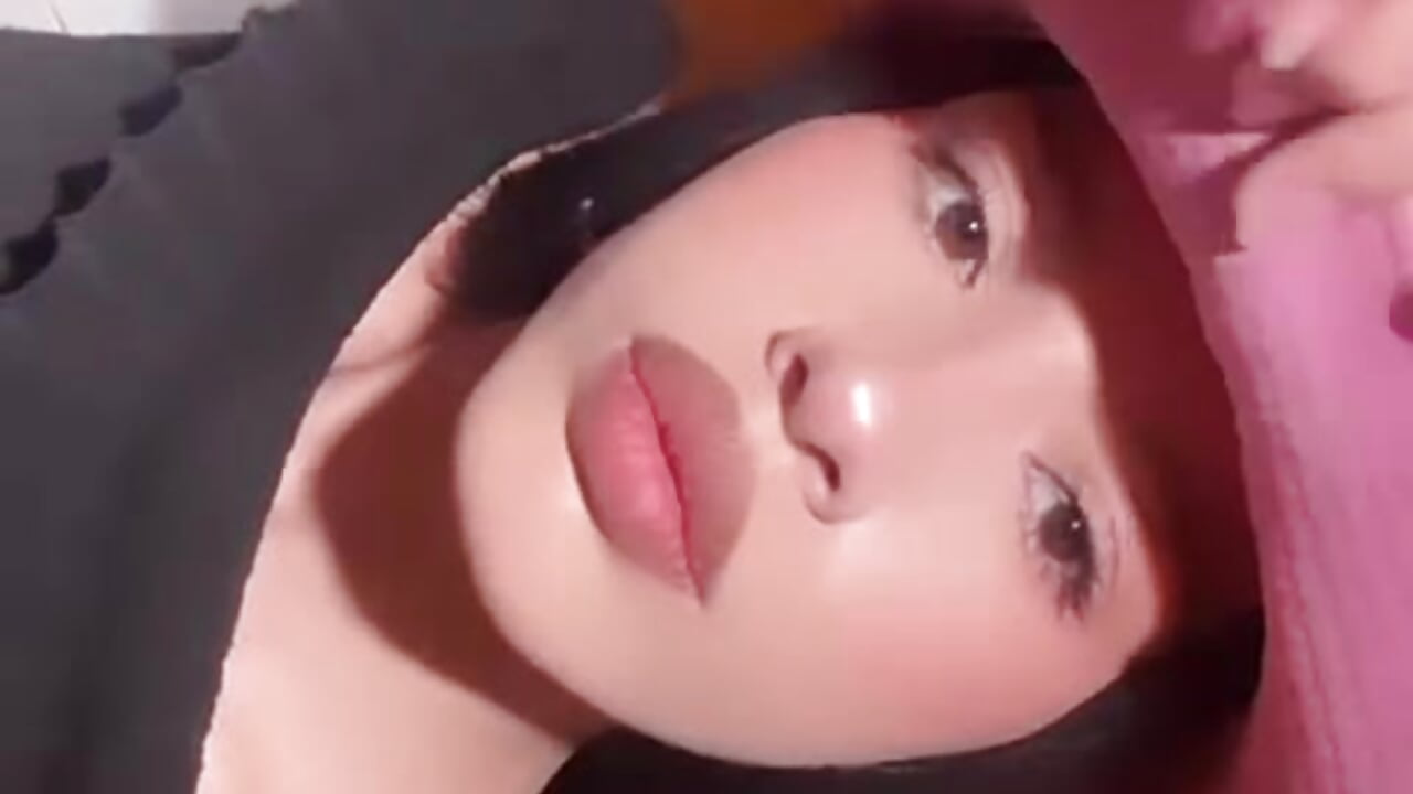 me <3 - vídeo de la modelo de cam amimodee