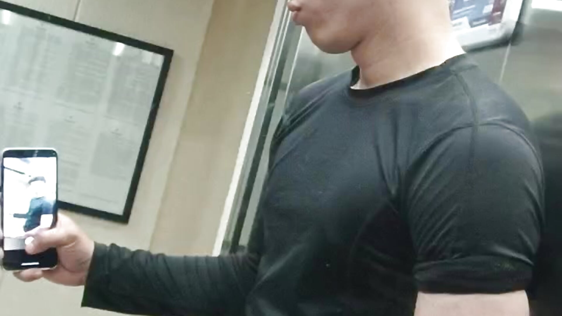 kiss – video af maxxxken cam-model
