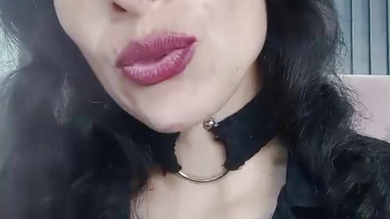 ♥ - video di roxxe_monrrow_b modella di cam