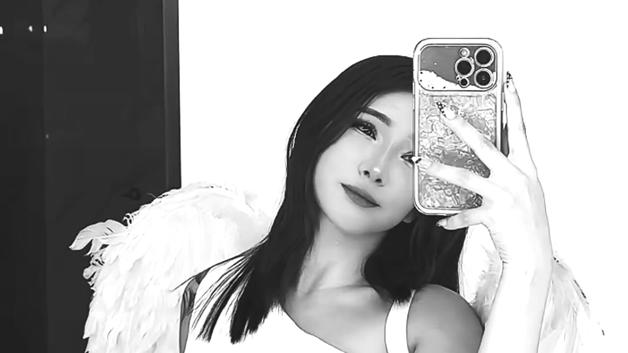 Angel 🔗✨－カメラキャストのNai-velvelの動画