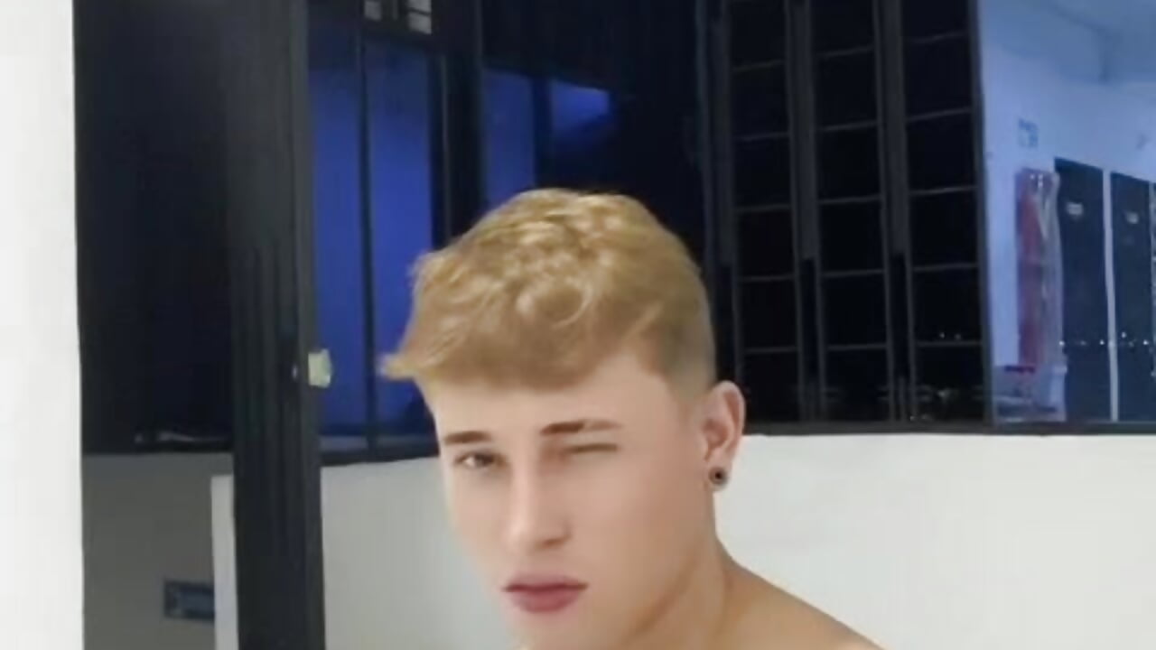 Dilan_Blond - วิดีโอที่กำลังนิยมของแคมโมเดล  8779